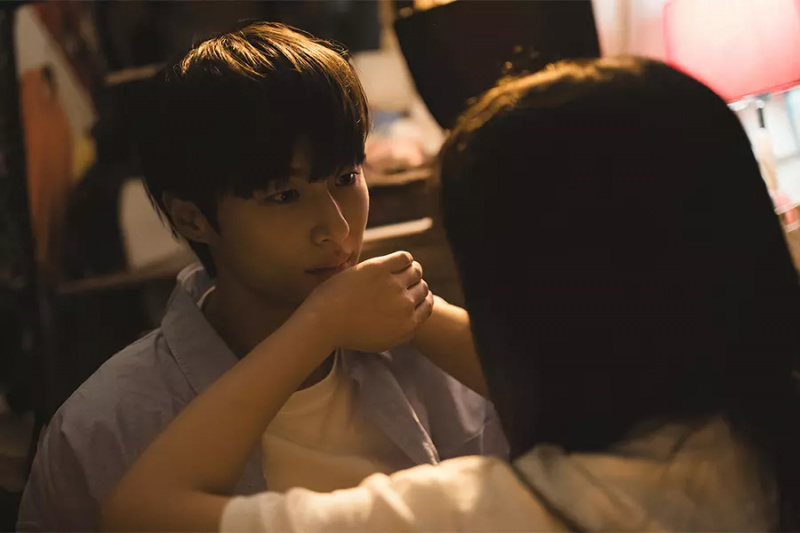 A proximidade de Byeon Woo Seok e Kim Hye Yoon acende a tensão romântica em “Lovely Runner”