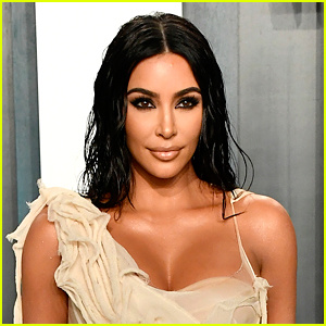 金·卡戴珊 (Kim Kardashian) 向反对者捍卫她的新 Skims 孕妇系列