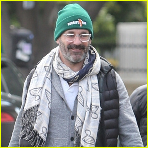 Jon Hamm hämtar lunch att gå i Los Feliz