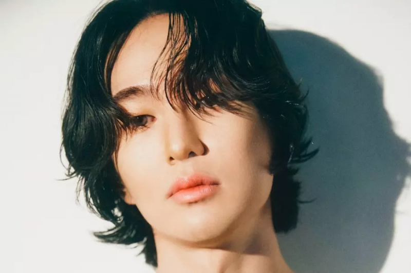 Το SHINee’s Onew εγκαινιάζει επίσημους ατομικούς λογαριασμούς μέσων κοινωνικής δικτύωσης υπό τη νέα εταιρεία