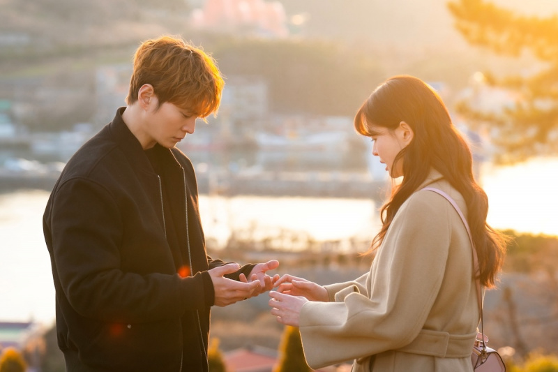 Joo Won og Kwon Nara spår deres kommende avskjed i 'The Midnight Studio'