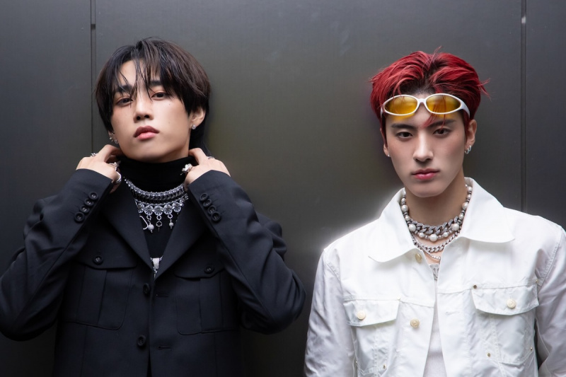 Ο Eric των BOYZ συμμετέχει στο Sunwoo ως DJ του 'Idol Radio'.