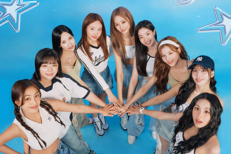 트와이스(TWICE), 앨범 프리뷰로 12월 컴백 발표'STRATEGY'
