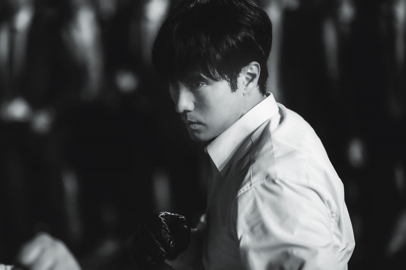 Se: Så Ji Sub vender tilbake til underverdenen for å hevne broren Lee Jun Hyuk i New Noir Action Drama 'Mercy for None'