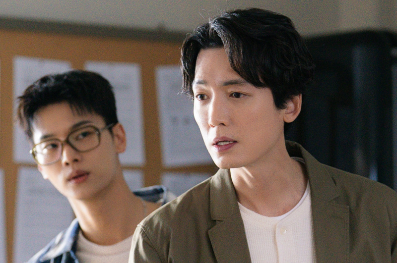 Jung Kyung Ho está aterrorizado cuando ve su primer fantasma en'Oh My Ghost Clients'