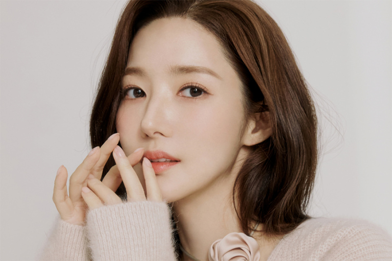 Park Min Young se desparte de Hook Entertainment