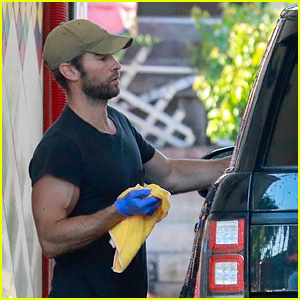 Chace Crawford va anar a un rentat de cotxes de bricolatge i va mostrar el seu bíceps abultat | Chace Crawford