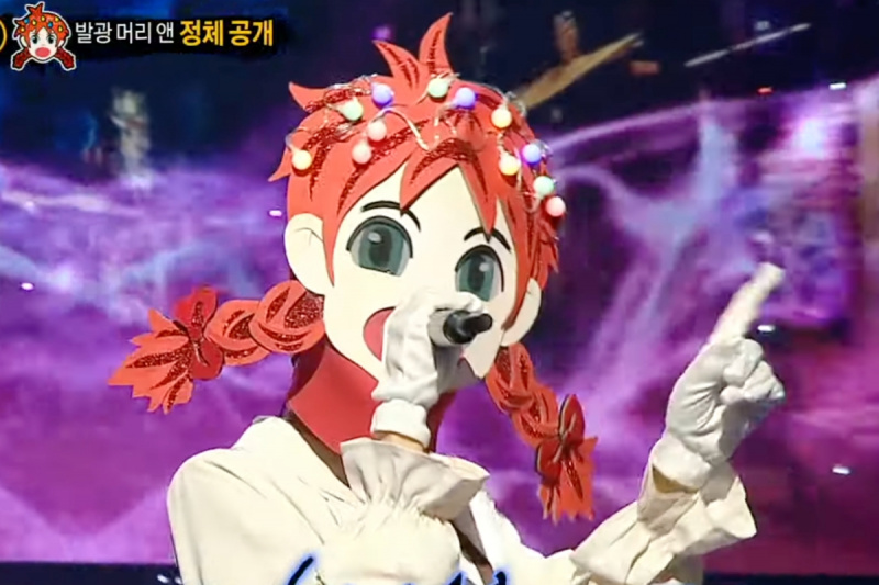 Anschauen: Idol und ehemalige „Street Woman Fighter“-Kandidatin covert Lee Hi bei „The King Of Mask Singer“
