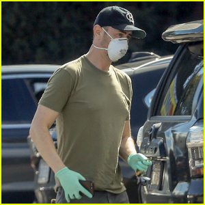 Colin Hanks extra óvintézkedéseket tesz Los Angelesben, mivel Tom Hanks apa továbbra is karanténban van | Colin Hanks