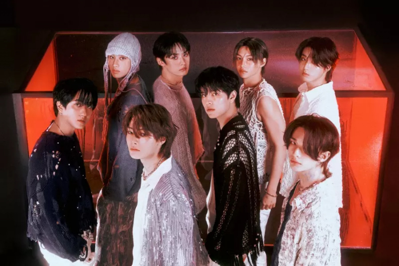 Stray Kids se stávají 2. mužskou K-popovou skupinou v historii RIAA, která získala americké zlaté certifikace s více než jednou skladbou