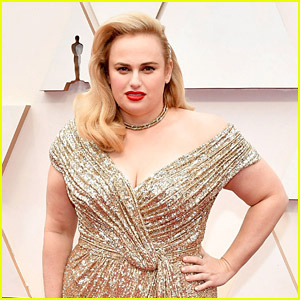 Rebel Wilson บอกว่าเธอได้รับเงินก้อนโตจากสตูดิโอไม่ให้ลดน้ำหนัก