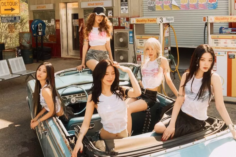 A (G)I-DLE a Hanteo történetének harmadik lánycsoportja, amely 3 különböző albummal meghaladta az 1 milliót az első héten
