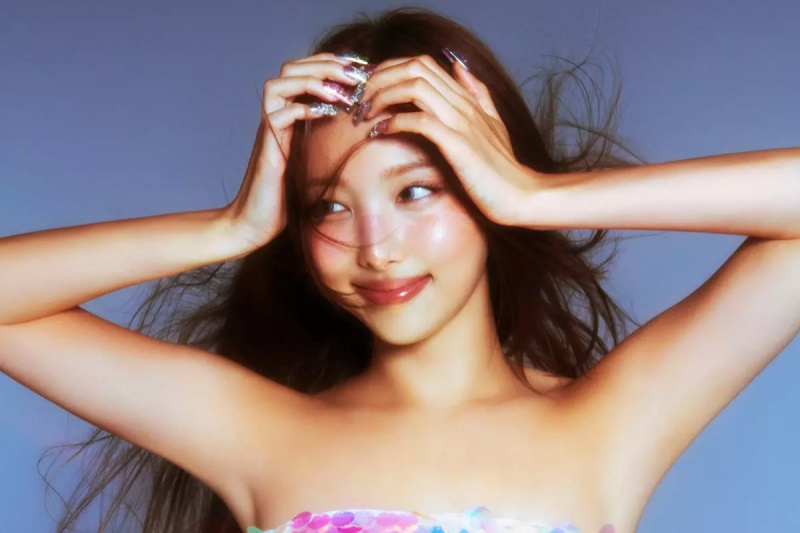 KÉTSZER's Nayeon Becomes 1st K-Pop Soloist In Billboard 200 History With 2 Top 10 Albums As