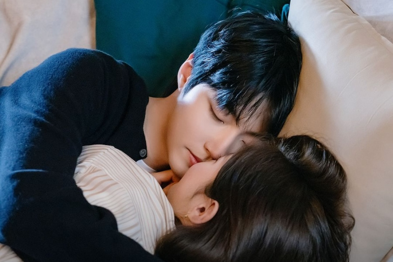 Veza Hwang In Youp i Jung Chaeyeon poprima romantični zaokret u 'Family By Choice'