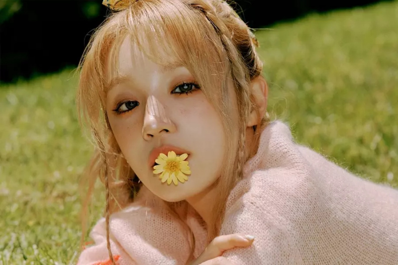 (G)I-DLE's Yuqi Announces Official Solo Debut Date + Drops Stunning 1st Teasers For