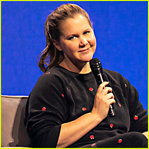 Amy Schumer applaude le donne per essersi fatte avanti con accuse contro i comici | Amy Schumer