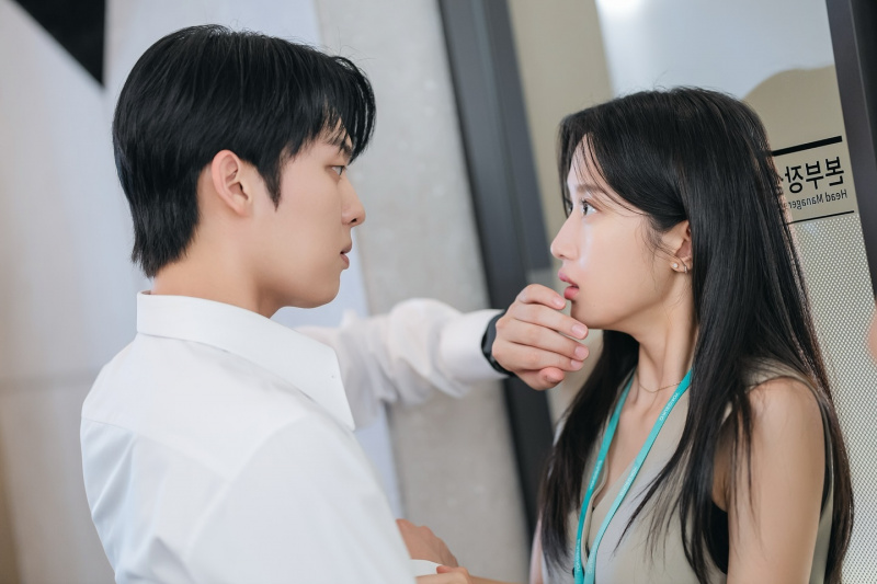 Choi Hyun Wook at Mun Ka Young Hint sa isang Romance ng Opisina sa Bagong Drama na 'Aking Mahal na Nemesis'
