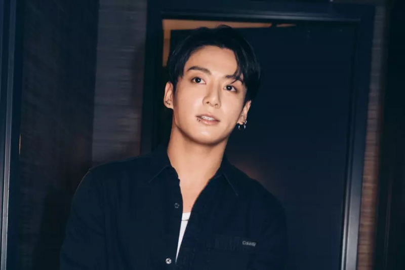  BTS's Jungkook Becomes 1st Korean Soloist Ever To Land 7 Entries On UK's Official Singles Chart