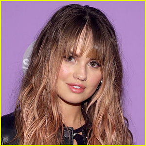 Debby Ryan żartuje z wirusowych memów z jej mimiki | Debby Ryan