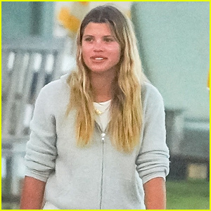 Sofia Richie spotyka się z przyjaciółmi po dniu spędzonym na plaży w Malibu | Sofii Richie