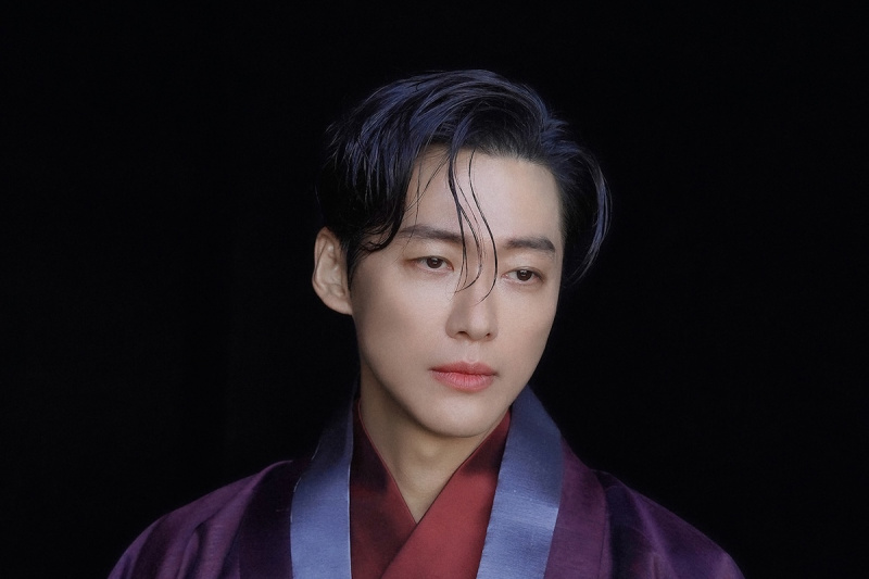 Namkoong Min in Talks to Star in New Thriller Romance Drama
