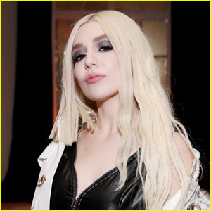 Ava Max Mengubah Rambut Pirang Khasnya menjadi Oranye Cerah – Lihat Penampilan Barunya! | Ava Maks