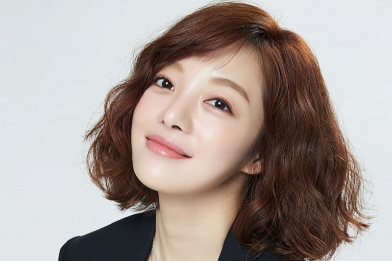 Hwang Bo Ra Melahirkan Anak Pertamanya