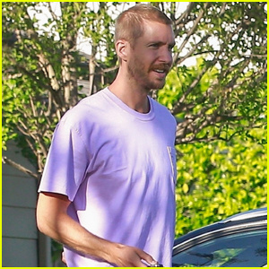 Calvin Harris trifft sich mit Freunden, nachdem er enthüllt hat, dass er 2014 beinahe gestorben wäre | Calvin Harris
