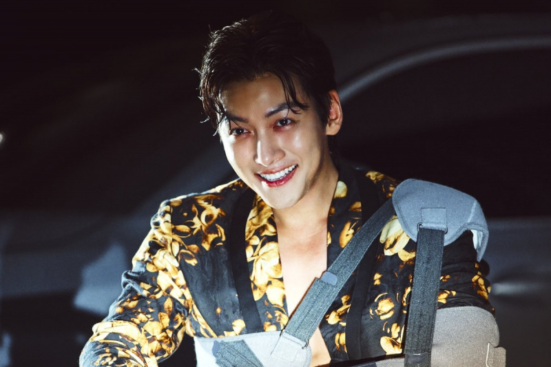 Ji Chang Wook se v nadcházejícím filmu „Revolver“ promění v padoucha, který nemá žádné svědomí