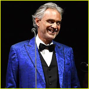 アンドレア・ボチェッリ、イースター・サンデー・コンサートのために空の大聖堂で演奏する |アンドレア・ボチェッリ