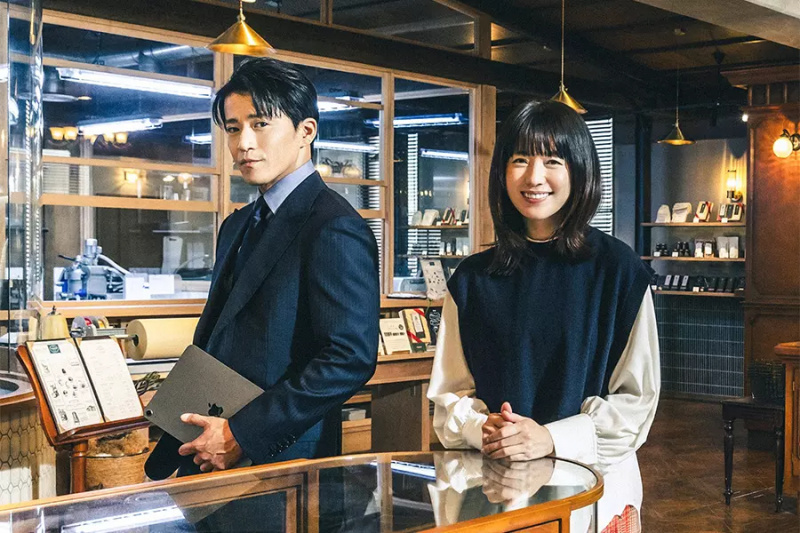 Han Hyo Joo e Oguri Shun's Romance Blossoms Over Shared Love For Chocolate In Upcoming Netflix Rom-Com