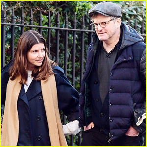Colin Firth geniet van een dagje uit met mysterieuze vrouw nadat hij de scheiding van zijn vrouw Livia aankondigde