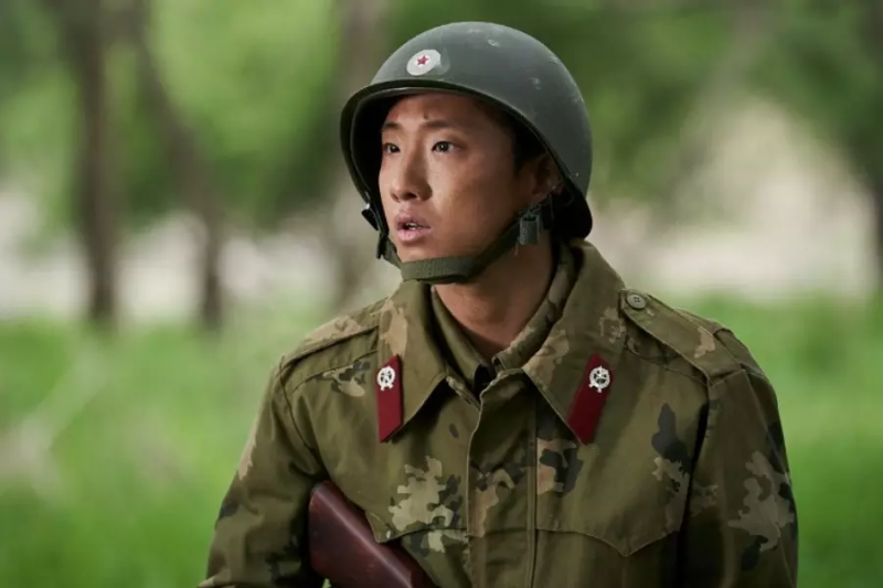 Hong Sa Bin pridružuje se vojnom bijegu Lee Je Hoona kako bi se ponovno ujedinio sa svojom obitelji u nadolazećem filmu 'Escape'