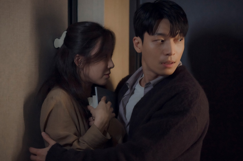 Jung Ryeo Won và Wi Ha Joon tái hợp sau 10 năm làm đồng nghiệp trong “The Midnight Romance In Hagwon”