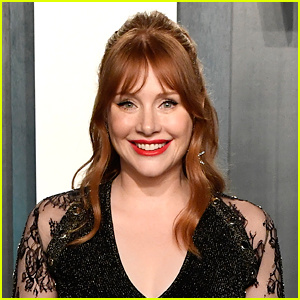 Ο Bryce Dallas Howard αποφοίτησε από το NYU, 21 χρόνια μετά την εγγραφή | Μπράις Ντάλας Χάουαρντ
