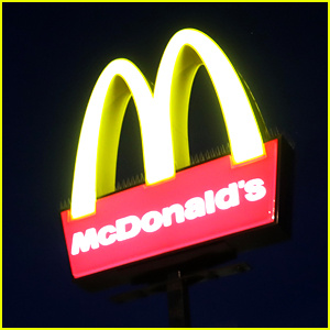 TikTok pre zamestnancov McDonald’s sa stal virálnym po odhalení, prečo je lyžica McFlurry tvarovaná týmto spôsobom | Náhodne, TikTok