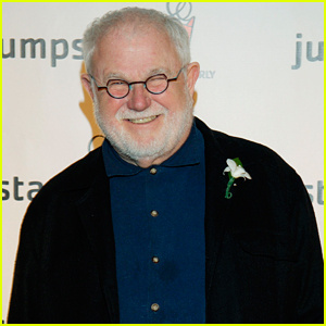 'Dokuzuncu Cadı' Yazar Tomie dePaola 85 Yaşında Öldü | RIP, Tomie DePaola