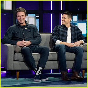 Robbie Amell přiznává, že používal bratrance Stephena Amella's ID When He Was Underage!