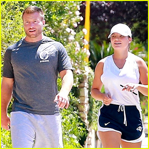 L.A. Ramsi treener Sean McVay märkas matkal koos kihlatu Veronika Khomyniga! | Sean McVay, Veronika Khomyn