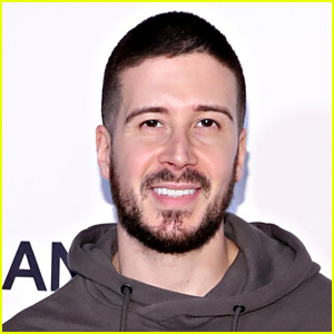 Vinny Guadagnino แห่ง Jersey Shore แสดงภาพถ่ายก่อนและหลังการลดน้ำหนักของเขา | เสื้อเชิ้ต Vinny Guadagnino