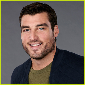  ব্যাচেলোরেট's Tyler Gwozdz Hospitalized After Suspected Overdose (Report)