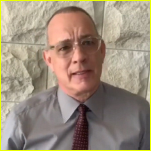 Tom Hanks fait une apparition surprise lors de la remise des diplômes virtuels de la Wright State University - Regardez ! | Tom Hanks, vidéo