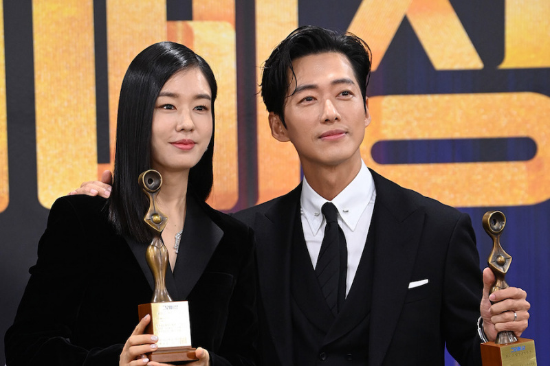 'My Dearest' de Namgoong Min i Ahn Eun Jin aconsegueix 5 victòries als Premis Grimae 2023