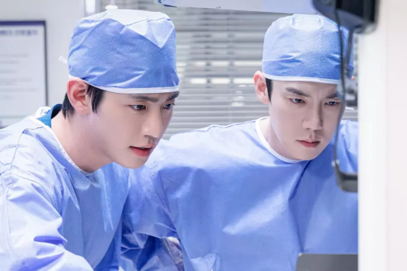 “Dr. Drama Romantik 3” Dan Yoo Yeon Seok Teratas Kedudukan Pelakon dan Drama Paling Digemari