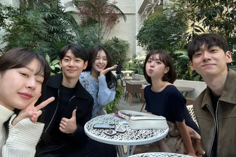 'Heart Signal 4' segueix sent el programa de televisió no dramàtic més popular + escombra 5 llocs a la llista de les 10 aparicions principals