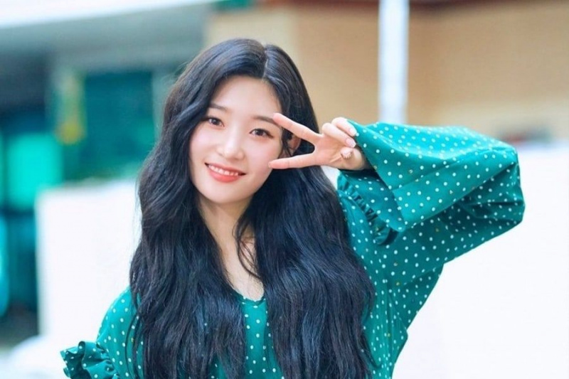 שידור מיוחד של Jung Chaeyeon של DIA ל-MC עם קבוצת הבכורה של 'מתחת לגיל 19'