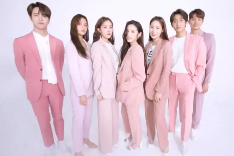 T-ara's Hyomin, B1A4's Gongchan, Jun Hyosung, Kim Dong Han un citi MC New Beauty Talk Show