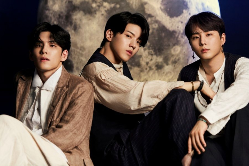 DAY6 (isegi päeval) ilmub sõjaväes olles saates 'Immortal Songs'