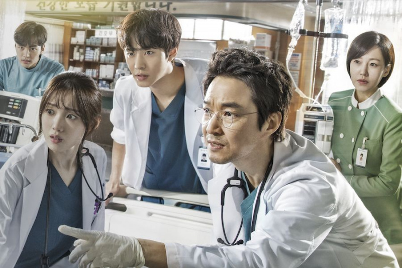 “Dr. Romantic” bevestigd om terug te keren voor seizoen 3 met Han Suk Kyu, Ahn Hyo Seop en Lee Sung Kyung