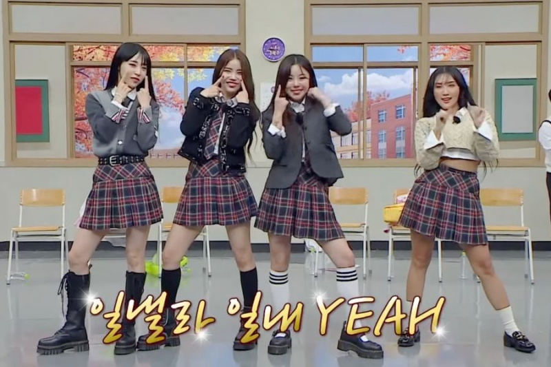 شاهد: MAMAMOO Premieres Comeback Track 'ILLELLA' + Moonbyul يغطي DAY6 عن 'Knowing Bros'